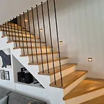 Вилла Stone Tonka *
